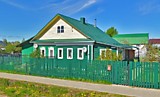 #1439. Калязин. Половина дома 74 м2 с участком 10 соток на ул. Урицкого.